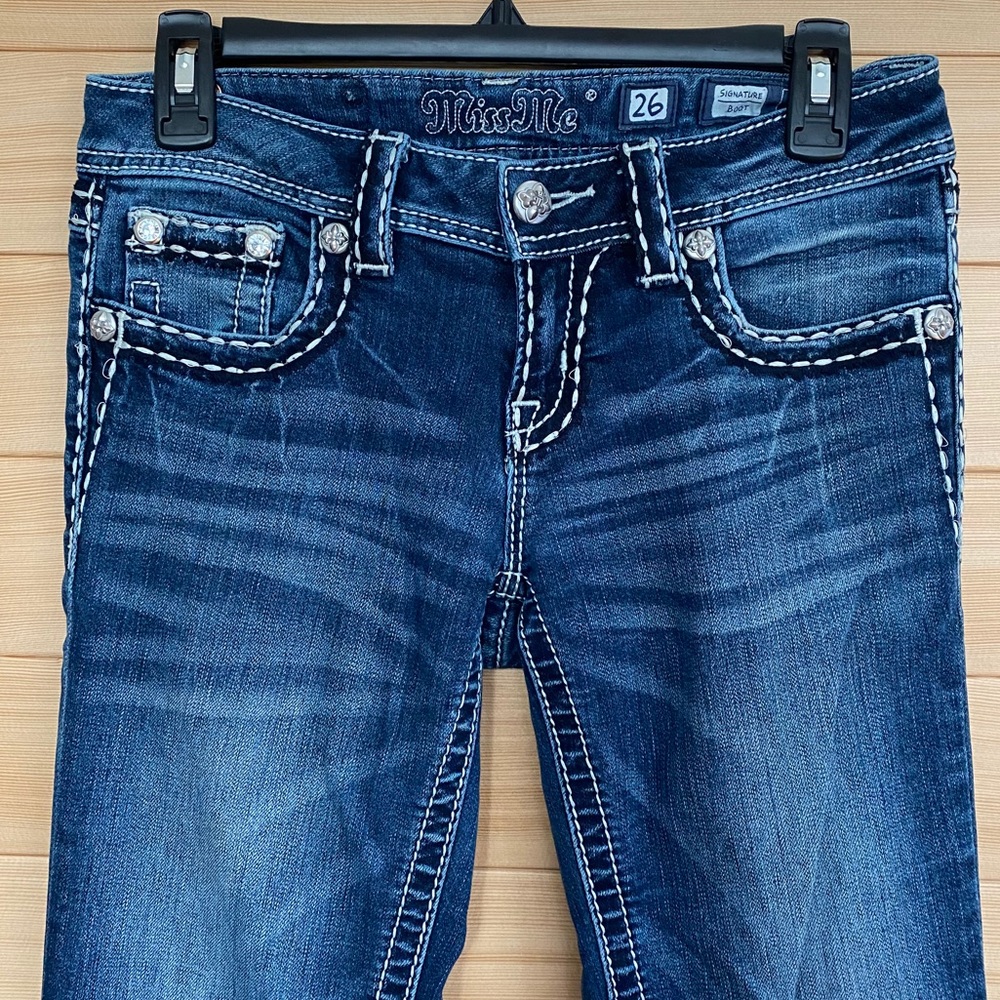 MissMe Kick Boot Jeans